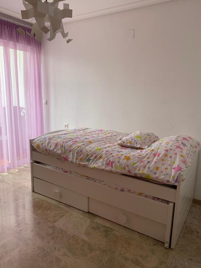Bonito Alojamiento Junto A La Plaza De Toros Con Garage Apartment อัลบาเซเต ภายนอก รูปภาพ