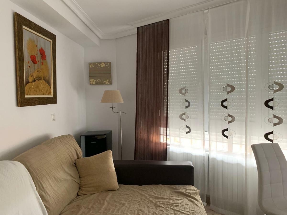 Bonito Alojamiento Junto A La Plaza De Toros Con Garage Apartment อัลบาเซเต ภายนอก รูปภาพ